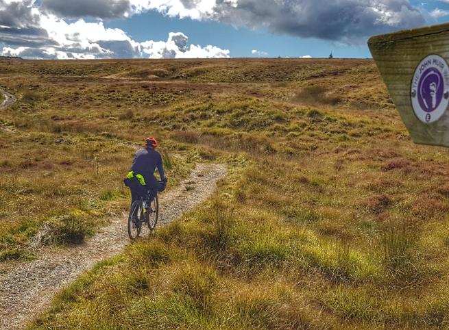 John Muir Way biking tour